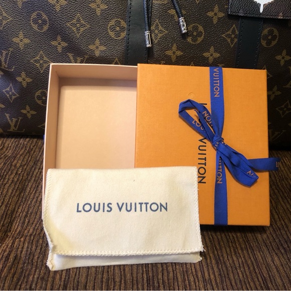 Louis Vuitton Malletier TOKYO ID tag. 2017 Kim Jones. RED (1of3) SF5117 - Picture 2 of 14